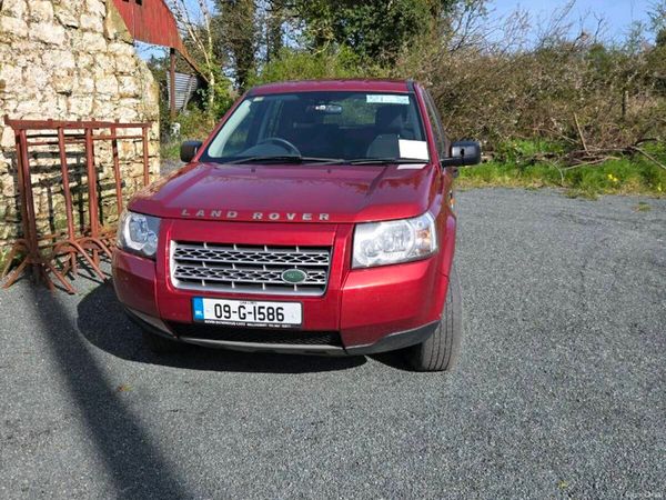 Land Rover Freelander SUV, Diesel, 2009, Red
