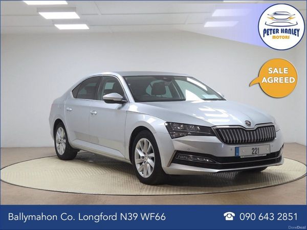 Skoda Superb Hatchback, Petrol Plug-in Hybrid, 2022, Silver