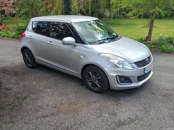 Suzuki Swift Hatchback, Petrol, 2014, Silver