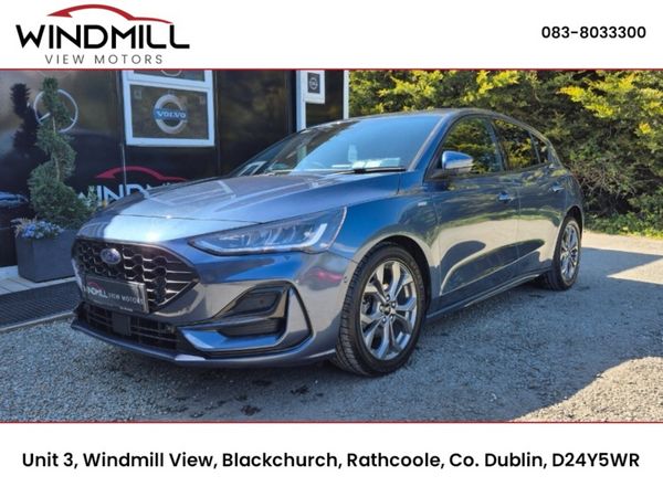 Ford Focus Hatchback, Petrol, 2022, Blue