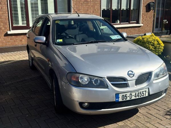 Nissan Almera Hatchback, Petrol, 2005, Silver