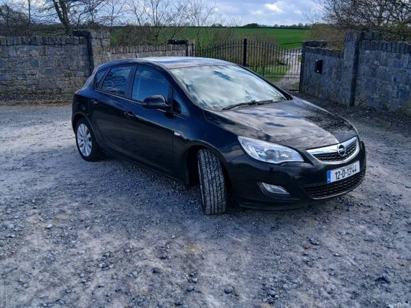 Opel Astra MPV, Diesel, 2012, Black