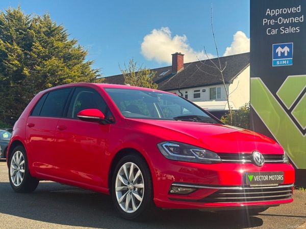Volkswagen Golf Hatchback, Petrol, 2019, Red