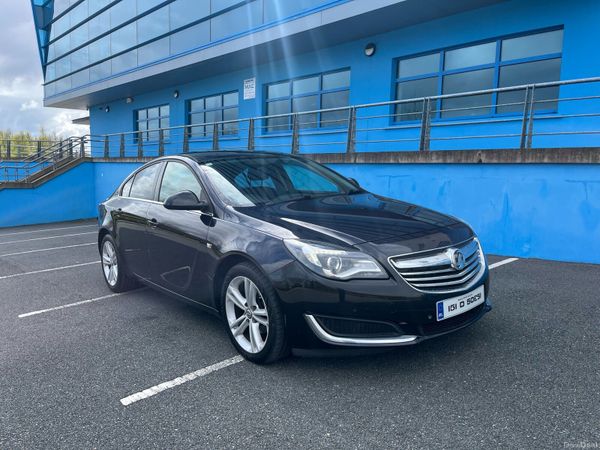 Vauxhall Insignia Hatchback, Diesel, 2015, Black