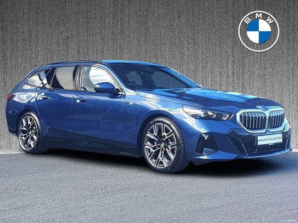 BMW 5-Series Estate, Petrol Plug-in Hybrid, 2025, Blue