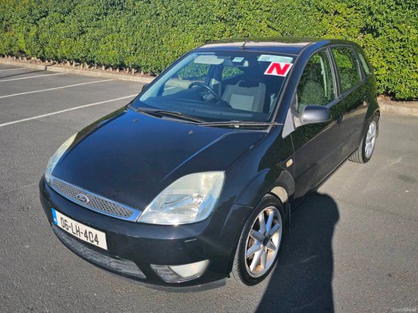 Ford Fiesta Hatchback, Petrol, 2006, Black