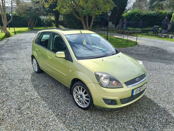 Ford Fiesta Hatchback, Petrol, 2007, Green