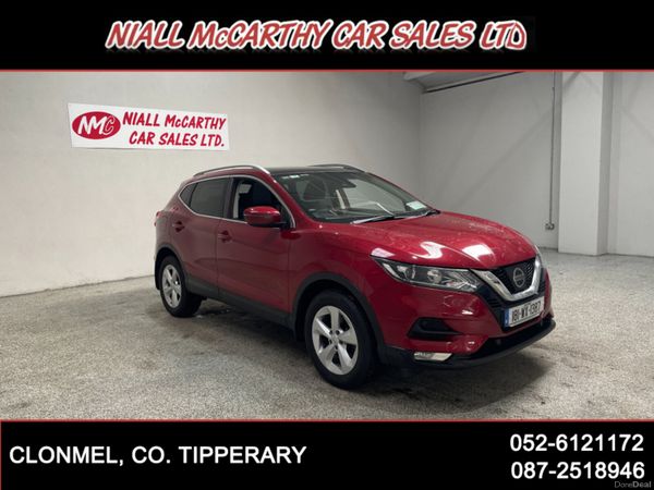 Nissan Qashqai SUV, Petrol, 2018, Red
