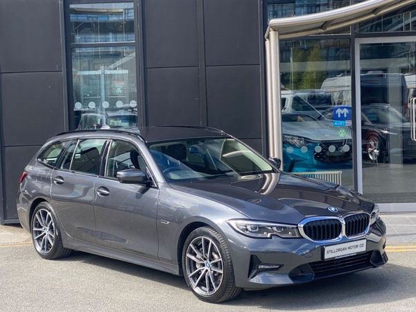 BMW 3-Series Estate, Petrol Plug-in Hybrid, 2022, Grey