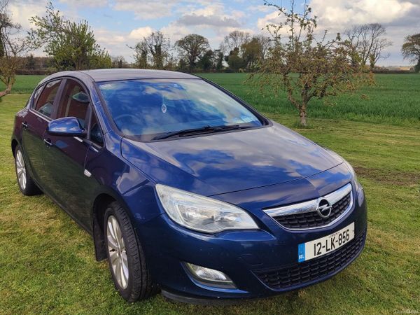 Opel Astra MPV, Diesel, 2012, Blue