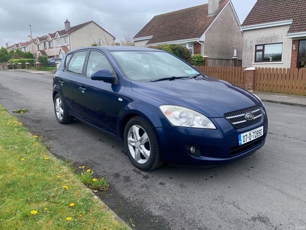 Kia Ceed Hatchback, Diesel, 2007, Blue
