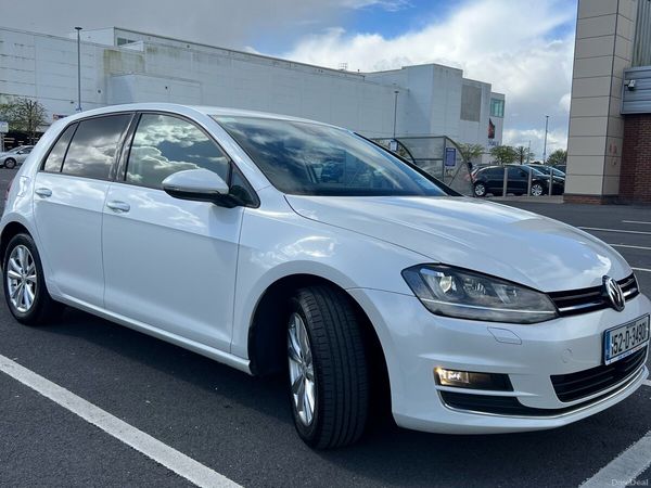 Volkswagen Golf Hatchback, Petrol, 2015, White