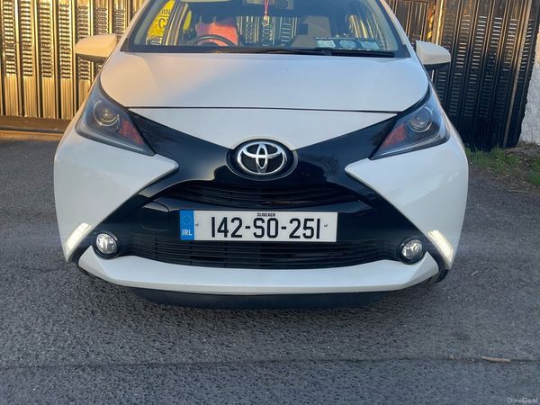 Volkswagen Golf Estate, Diesel, 2014, Grey