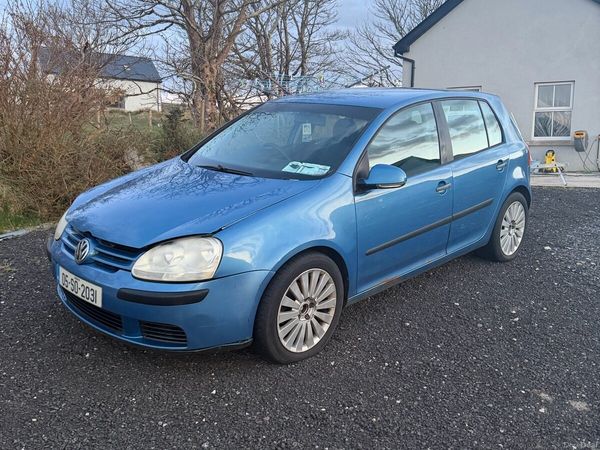 Volkswagen Golf Hatchback, Petrol, 2005, Blue