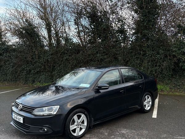 Volkswagen Jetta Saloon, Diesel, 2013, Black