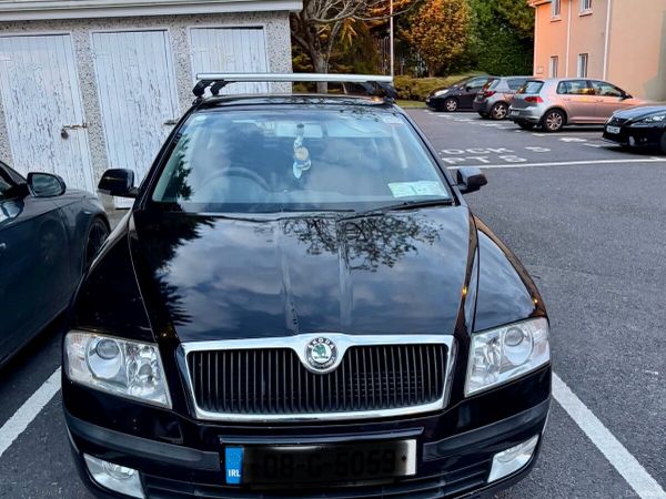 Skoda Octavia Hatchback, Petrol, 2008, Black