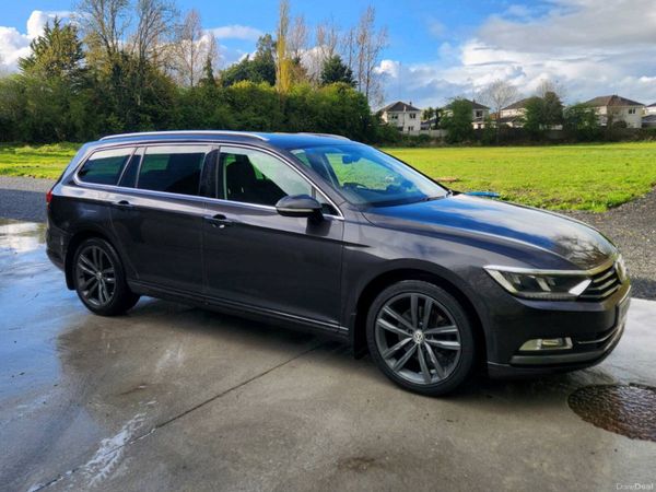Volkswagen Passat Estate, Diesel, 2019, Grey