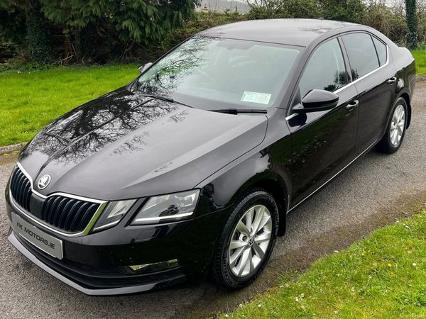 Skoda Octavia Saloon, Petrol, 2020, Black