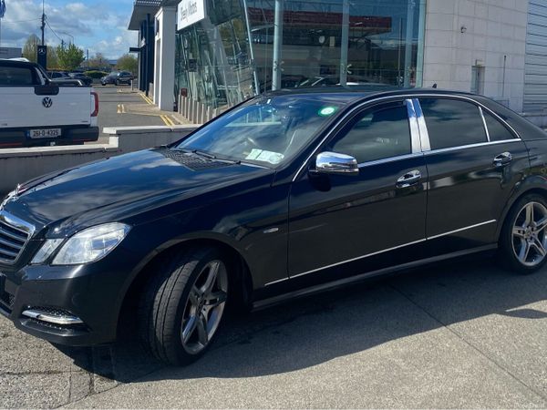 Mercedes-Benz E-Class Saloon, Diesel, 2012, Black