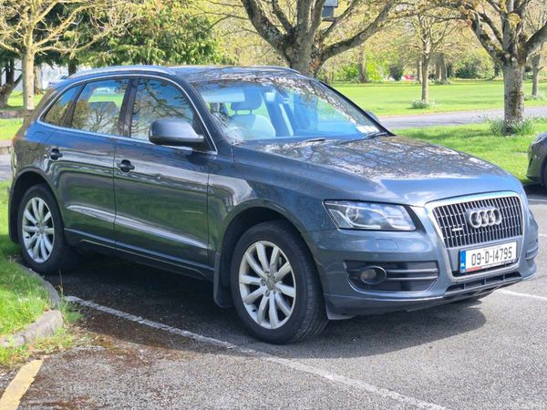 Audi Q5 SUV, Diesel, 2009, Grey