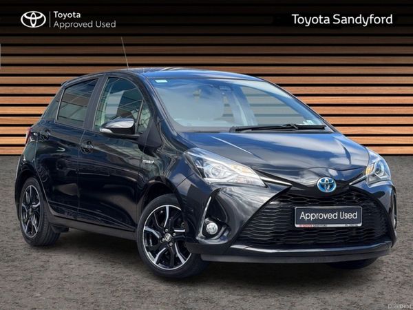 Toyota Yaris Hatchback, Petrol Hybrid, 2018, Black