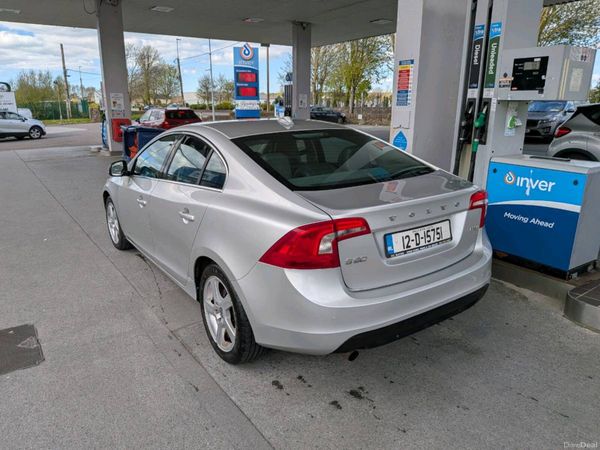 Volvo S60 Saloon, Diesel, 2012, Silver