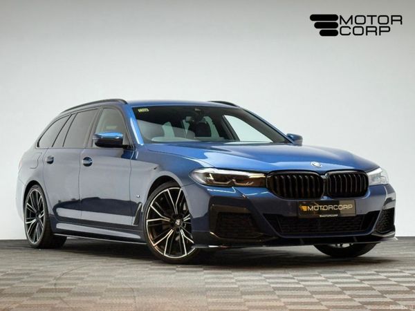 BMW 5-Series Estate, Diesel, 2021, Blue