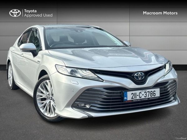 Toyota Camry Saloon, Petrol Hybrid, 2021, Grey