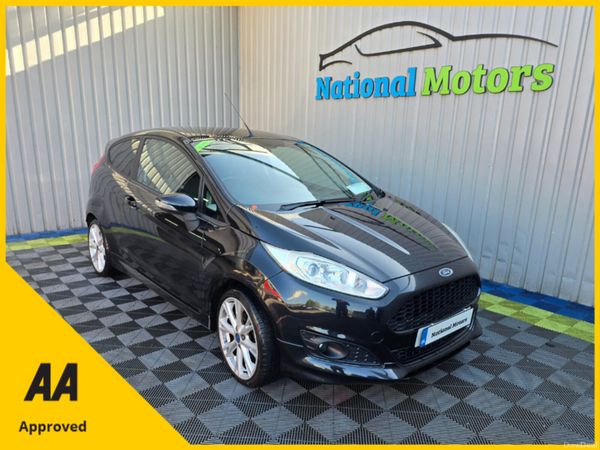 Ford Fiesta Hatchback, Petrol, 2013, Black
