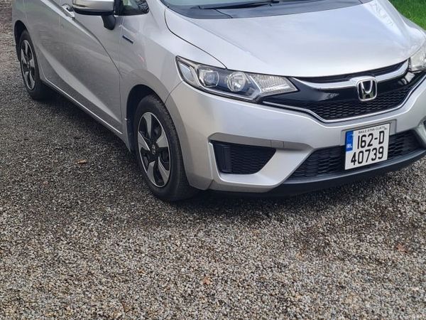 Honda Fit Hatchback, Petrol Hybrid, 2016, Silver
