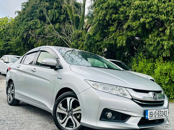 Honda Grace Saloon, Petrol Hybrid, 2015, Silver