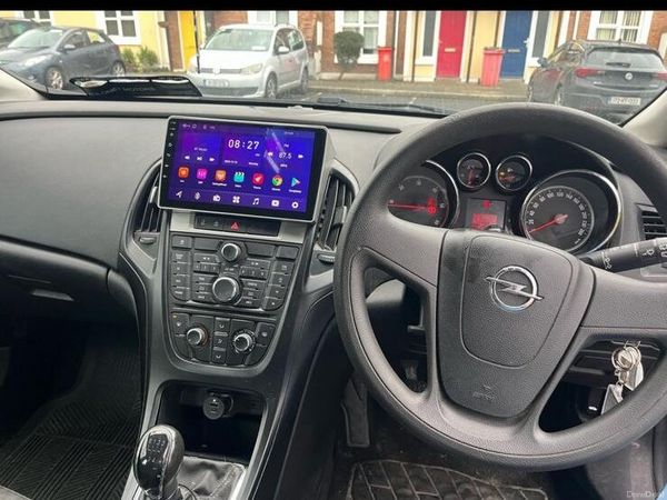 Opel Astra Hatchback, Diesel, 2014, Grey