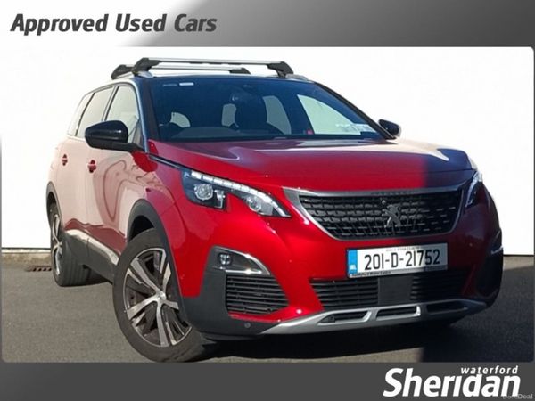 Peugeot 5008 MPV, Petrol, 2020, Red