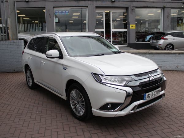 Mitsubishi Outlander SUV, Petrol Plug-in Hybrid, 2018, White