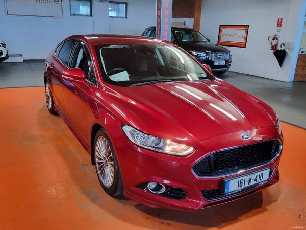 Ford Mondeo Hatchback, Diesel, 2016, Red