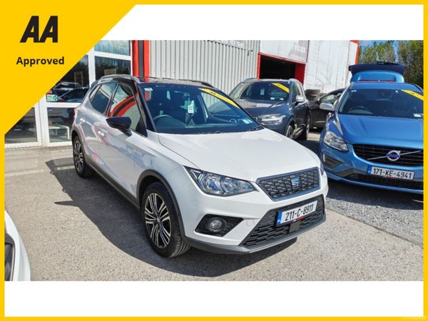 SEAT Arona Hatchback, Petrol, 2021, White