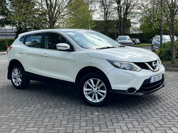 Nissan Qashqai Hatchback, Diesel, 2015, White