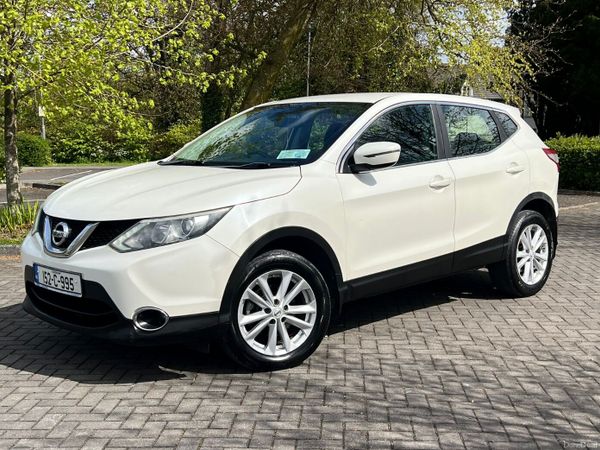 Nissan Qashqai Hatchback, Diesel, 2015, White