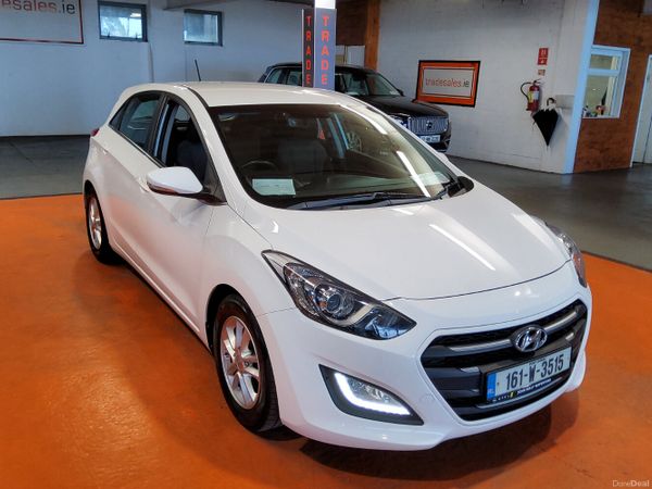 Hyundai i30 Hatchback, Diesel, 2016, White