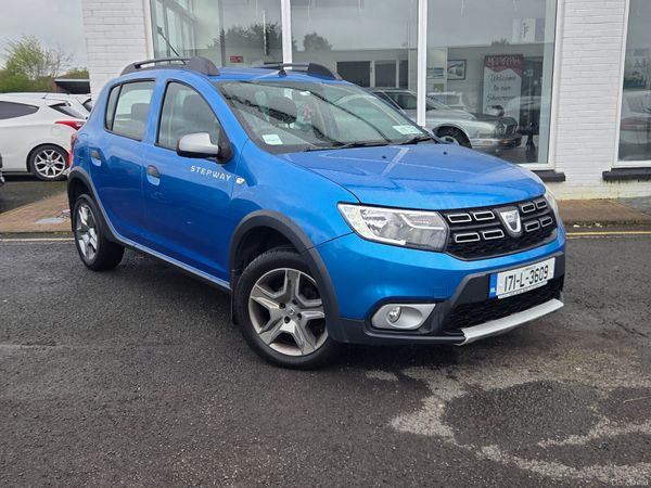 Dacia Sandero Stepway Hatchback, Diesel, 2017, Blue