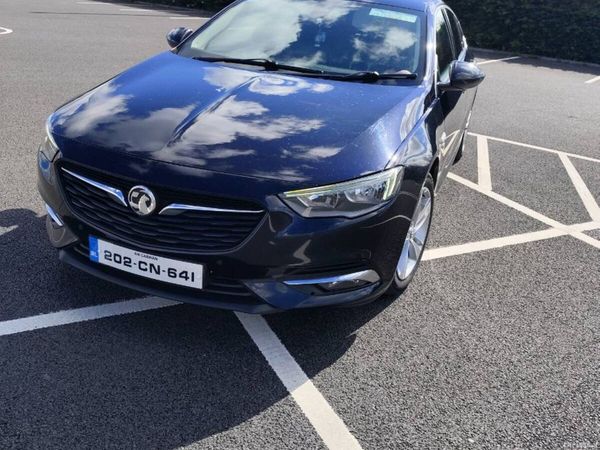 Vauxhall Insignia Hatchback, Diesel, 2020, Blue