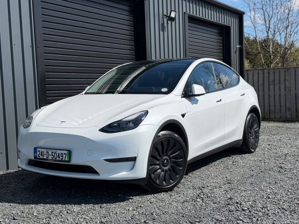 Tesla Model Y SUV, Electric, 2024, White
