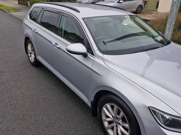Volkswagen Passat Estate/Jeep, Diesel, 2016, Silver