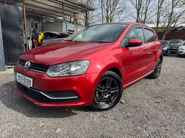 Volkswagen Polo Hatchback, Petrol, 2015, Red