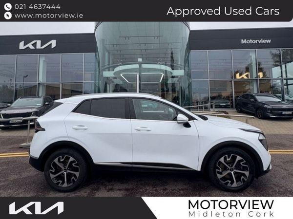 Kia Sportage SUV, Diesel Hybrid, 2023, White