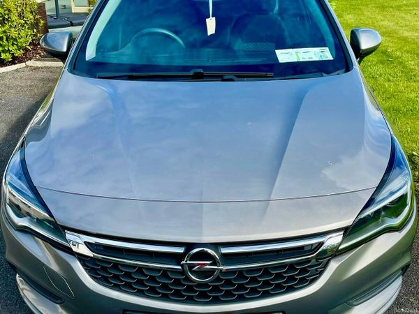 Opel Astra Hatchback, Diesel, 2017, Grey