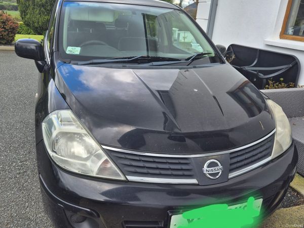 Other Other Saloon, Petrol, 2010, Black