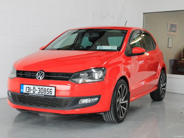 Volkswagen Polo Hatchback, Petrol, 2013, Red