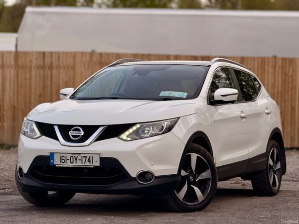 Nissan Qashqai Hatchback, Diesel, 2016, White