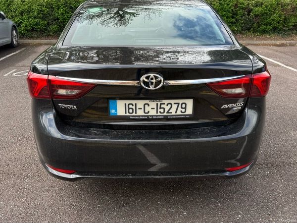 Toyota Avensis Saloon, Diesel, 2016, Black